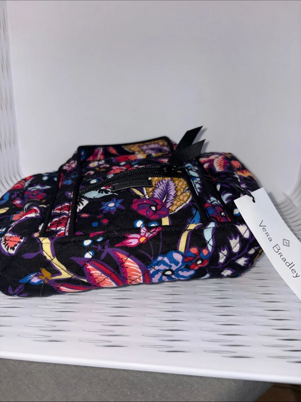 NWT Vera Bradley Floral Quilted Cosmetic Case Black Multicolor Foxwood print